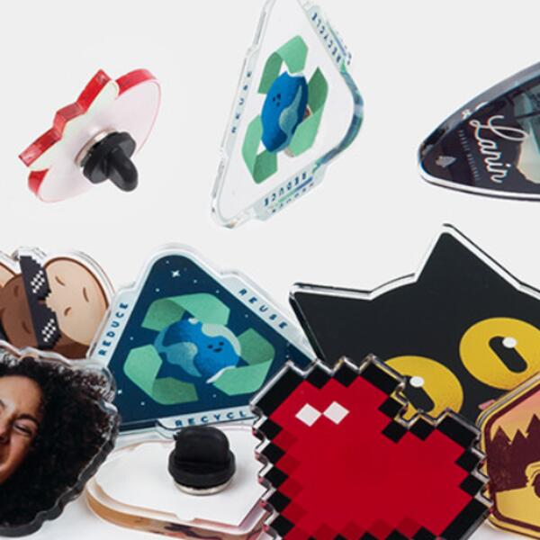 Pin's personnalisés à la forme Vignette