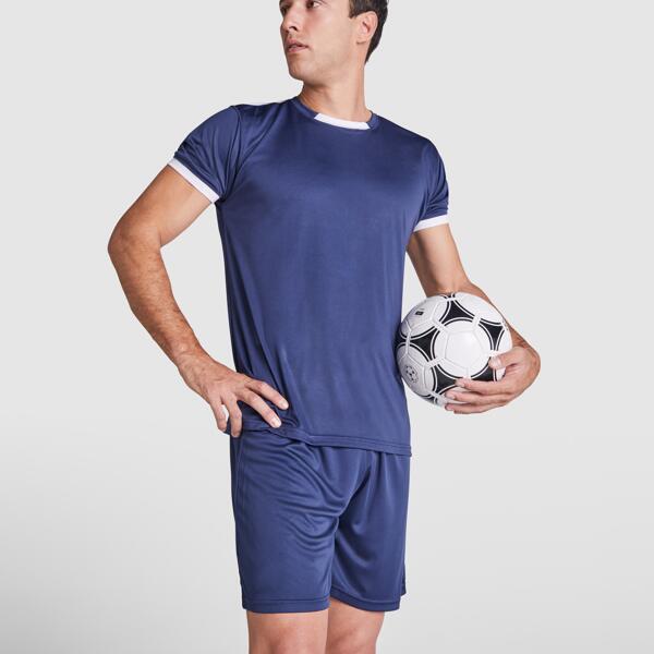 Kit de sport unisex composé de 2 t-shirts + 1 short Vignette