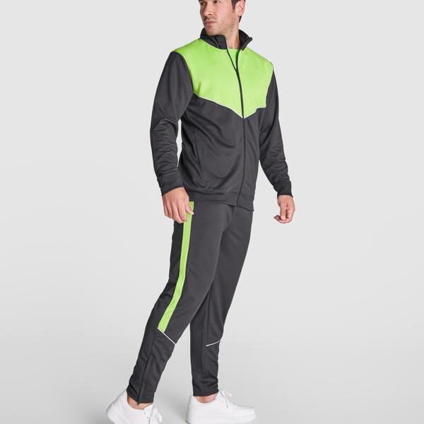 Survêtement en tissu léger et élastique Vignette